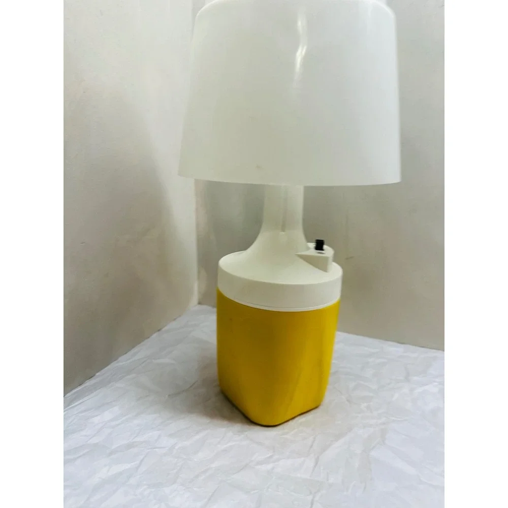 Vintage Ray-O-Vac No 100 Sportsman Lantern Battery Powered Yellow White Lamp MCM